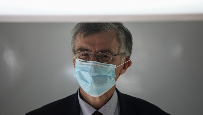 Ο κύβος ερρίφθη: Ο Σωτήρης Τσιόδρας πήρε την πιο δύσκολη απόφαση