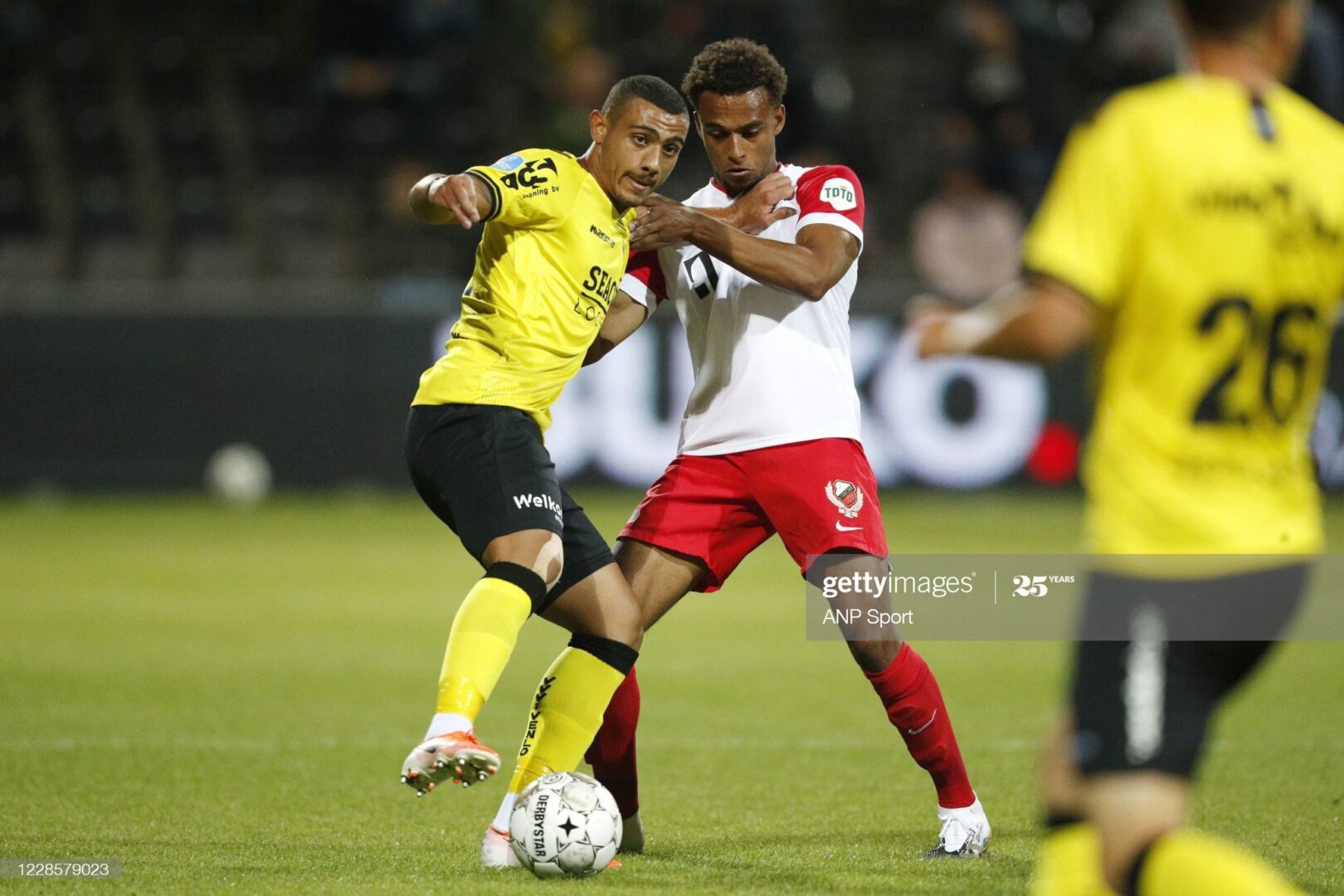 Ισοπαλία για την Φένλο με ασίστ Γιακουμάκη