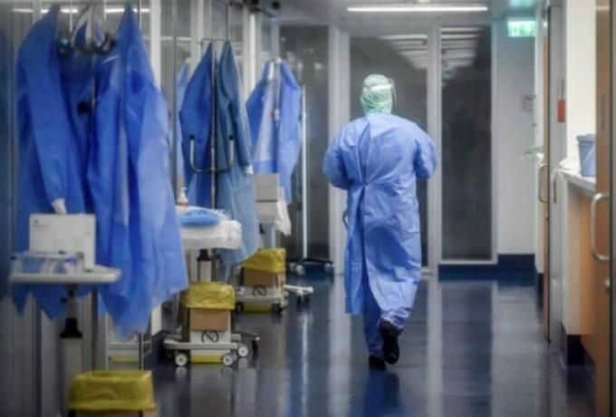 Κορωνοϊός: Στα 373 τα θύματα – Κατέληξαν μια 80χρονη και ένας 61χρονος