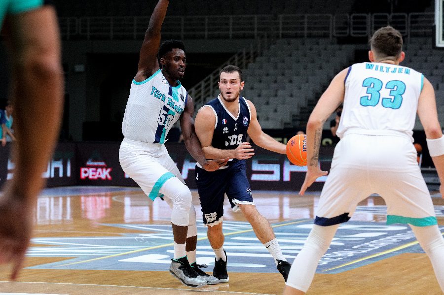 BCL Final 8: Tουρκ Τέλεκομ – Ντιζόν 82-83