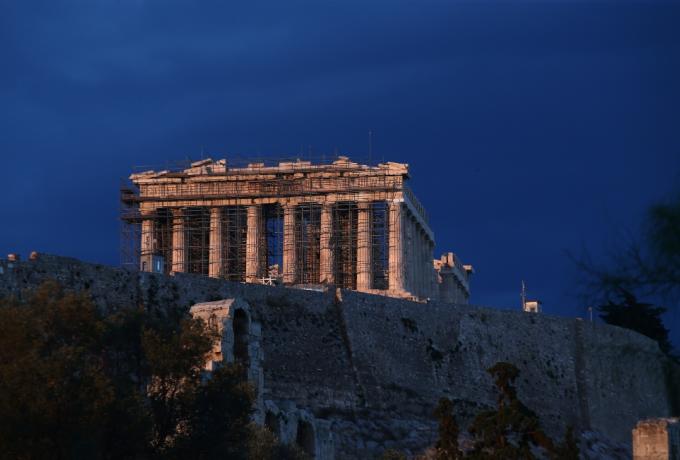 Ειρωνική ανακοίνωση του Υπουργείου Πολιτισμού και Αθλητισμού κατά των Ελλήνων πολιτών για την Ακρόπολη!