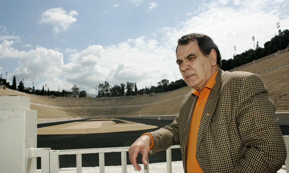 Σαν σήμερα αποχαιρετήσαμε τον μεγάλο Γιώργο Αμερικάνο (ΒΙΝΤΕΟ)