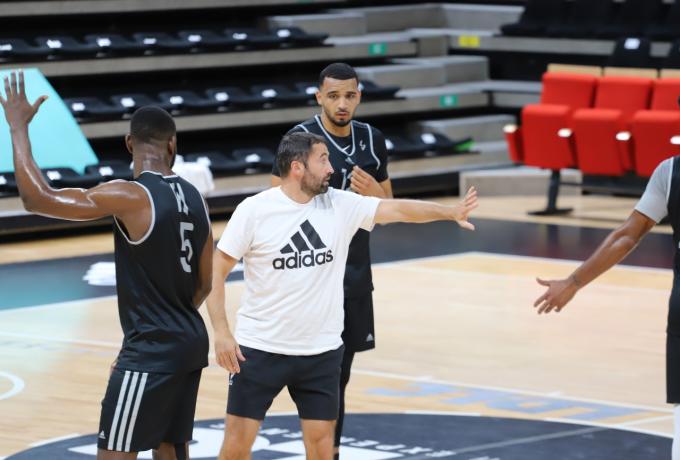 Και τρίτος παίκτης της Βιλερμπάν θετικός στον κορωνοϊό