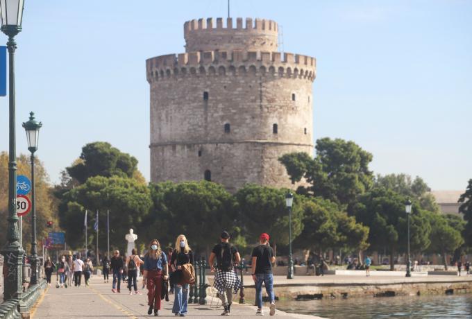 Lockdown σε Ιωάννινα, Σέρρες – Οριακή η κατάσταση σε Θεσσαλονίκη, Λάρισα
