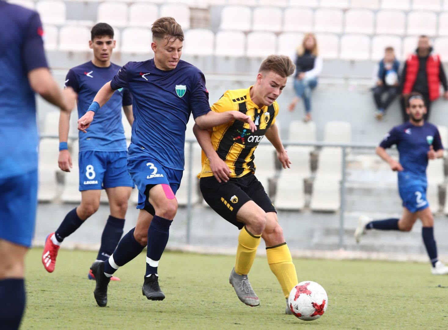 Νέοι: Έυκολα τον ΠΑΣ η ΑΕΚ Κ19 (vid)