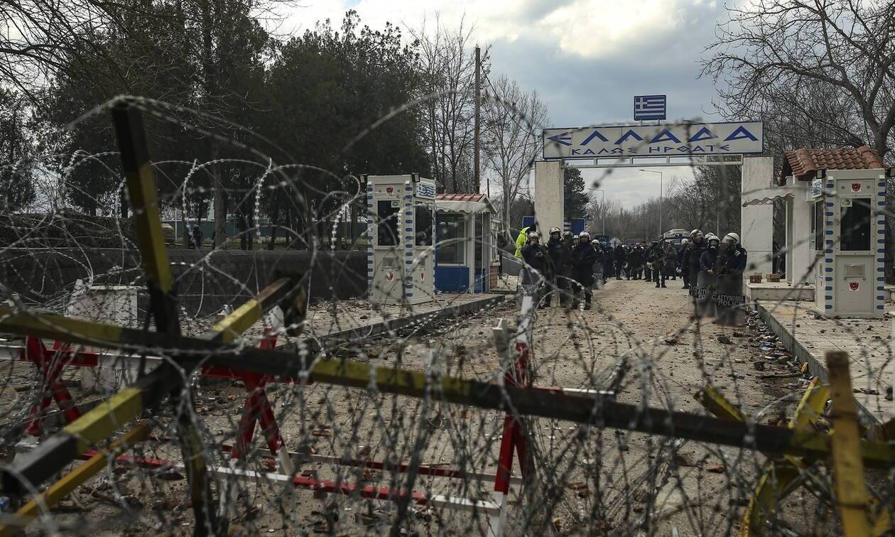 Έβρος: «Μ@λ@κ@ς Έλληνες» – Ύβρεις από Τούρκους σε Έλληνες στο φράχτη