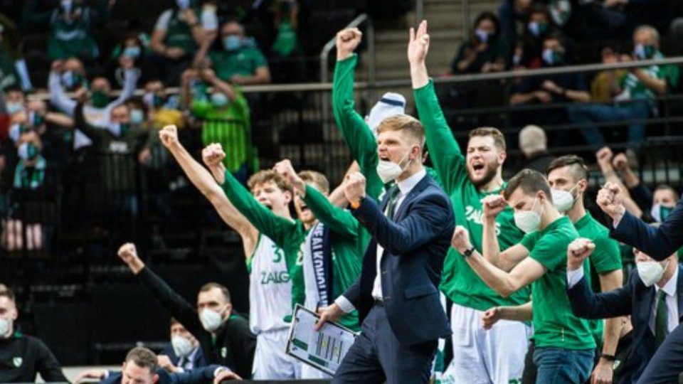 Όριο 300 θεατών στα παιχνίδια της Ζάλγκιρις (ΦΩΤΟ)