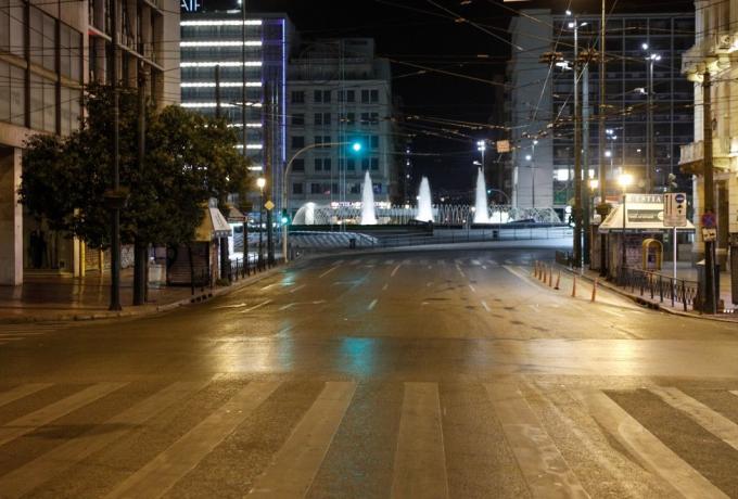 Πιο «νωρίς» το lockdown στην Αττική – Αρχίζει απόψε τα μεσάνυχτα