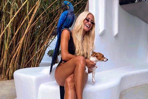 Τούνη: «Topless» φωτογραφία στο Instagram – Δείτε την! (ΦΩΤΟ)