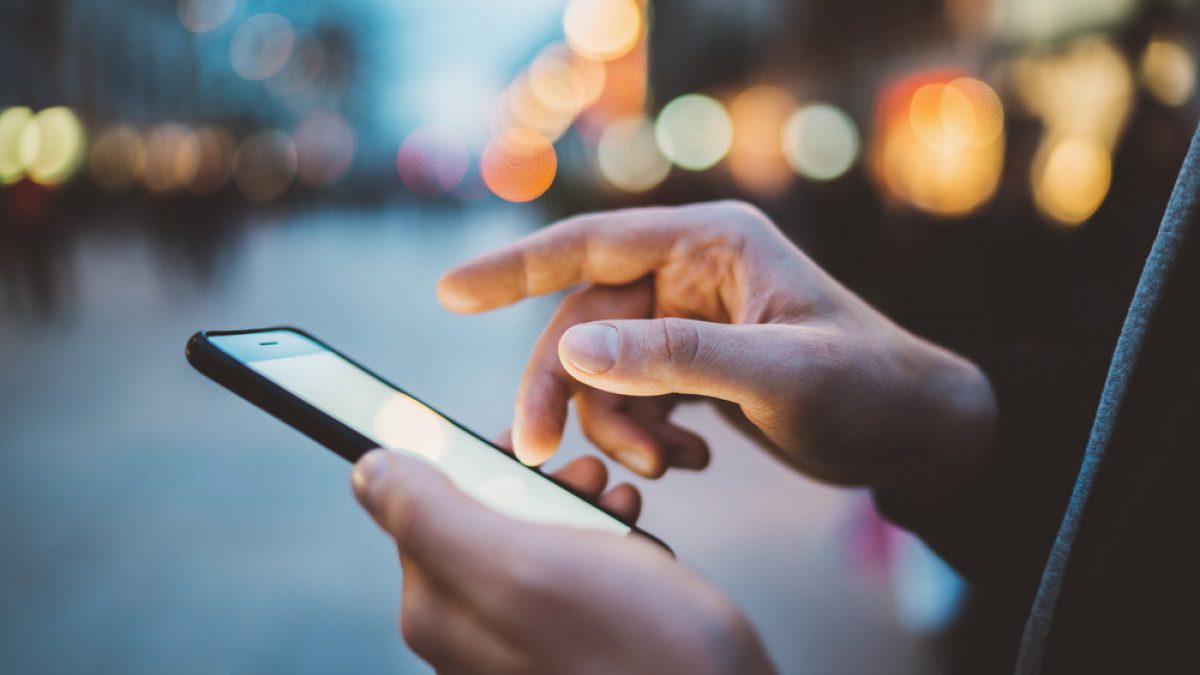 Voucher έως 70 ευρώ για αγορά smartphone – Ποιοι είναι οι δικαιούχοι