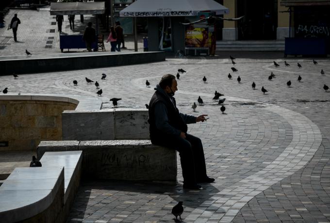 Κορωνοϊός-Ελλάδα: Αρνητικό ρεκόρ διασωληνωμένων με 597 και 87 ακόμη θάνατοι – 2152 κρούσματα!