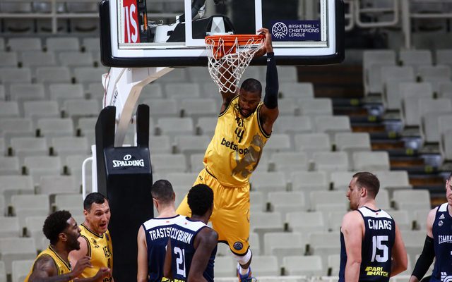 Ο Σλότερ-Λάνγκφορντ στο Top-5 του BCL (vid)
