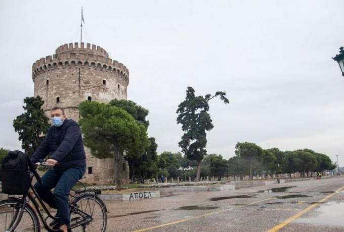 Διευθυντής ΜΕΘ Παπανικολάου: «Στη Θεσσαλονίκη την πατήσαμε – Να μη γίνεται κουβέντα για άνοιγμα»