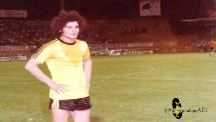15.000 οπαδοί είδαν το όνειρο: Το βράδυ που ο Χατζηπαναγής έπαιξε για 36’ με τη φανέλα της ΑΕΚ