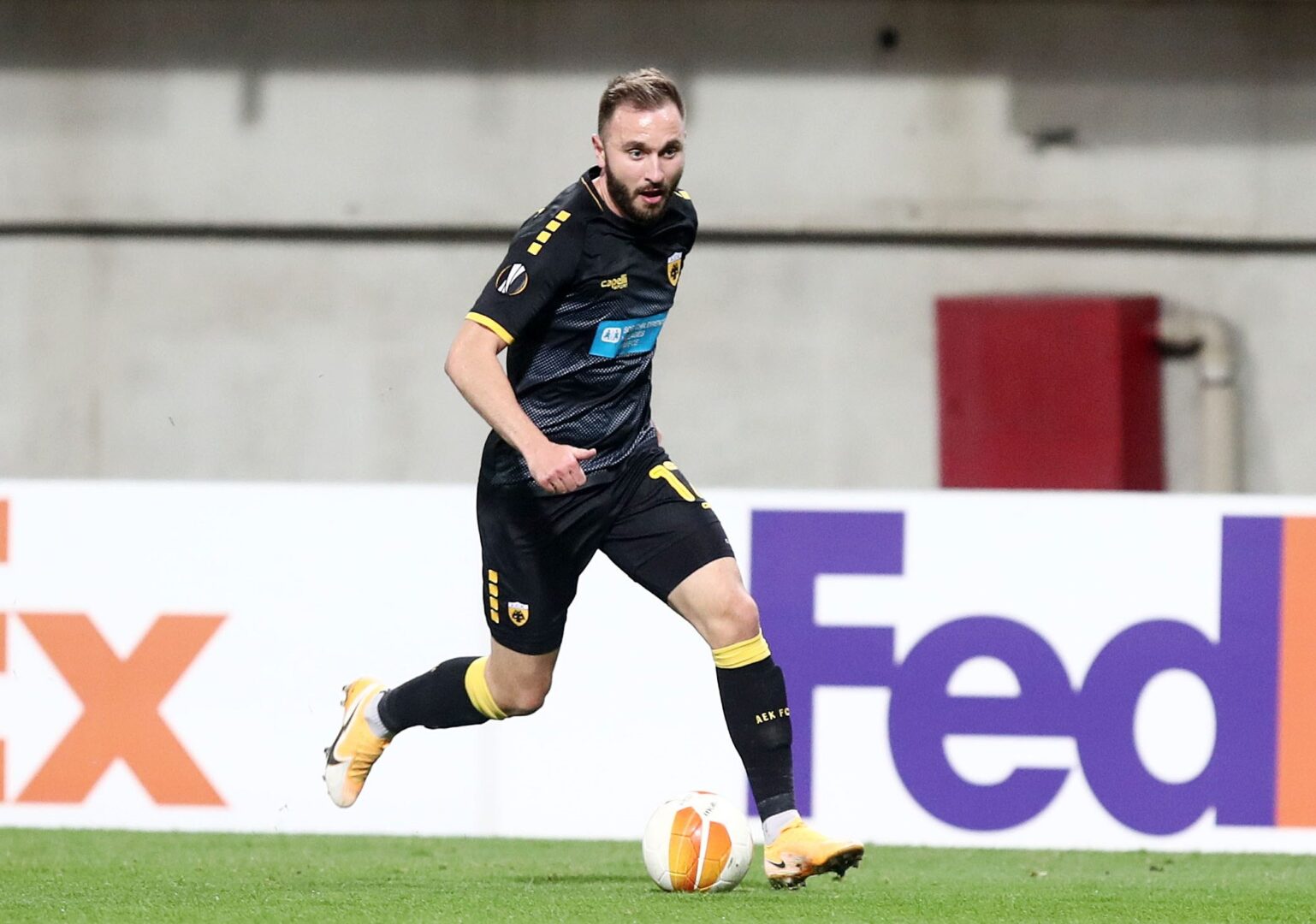 “Θέλει Τάνκοβιτς η Άντερλεχτ-Δίνει τον Βράνιες στην ΑΕΚ”