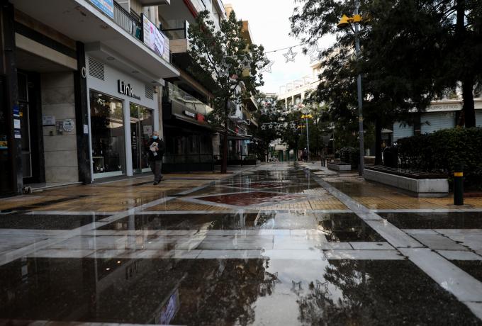 Στα ύψη και πάλι με 98 θανάτους και 612 διασωληνωμένους – 1667 κρούσματα