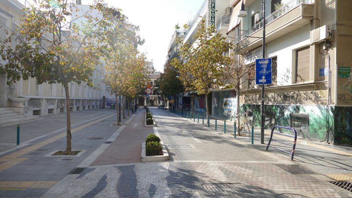 Χριστούγεννα με απαγορεύσεις τύπου… Πάσχα