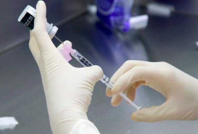 Αύριο Κυριακή οι πρώτοι εμβολιασμοί κατά του κορωνοϊού