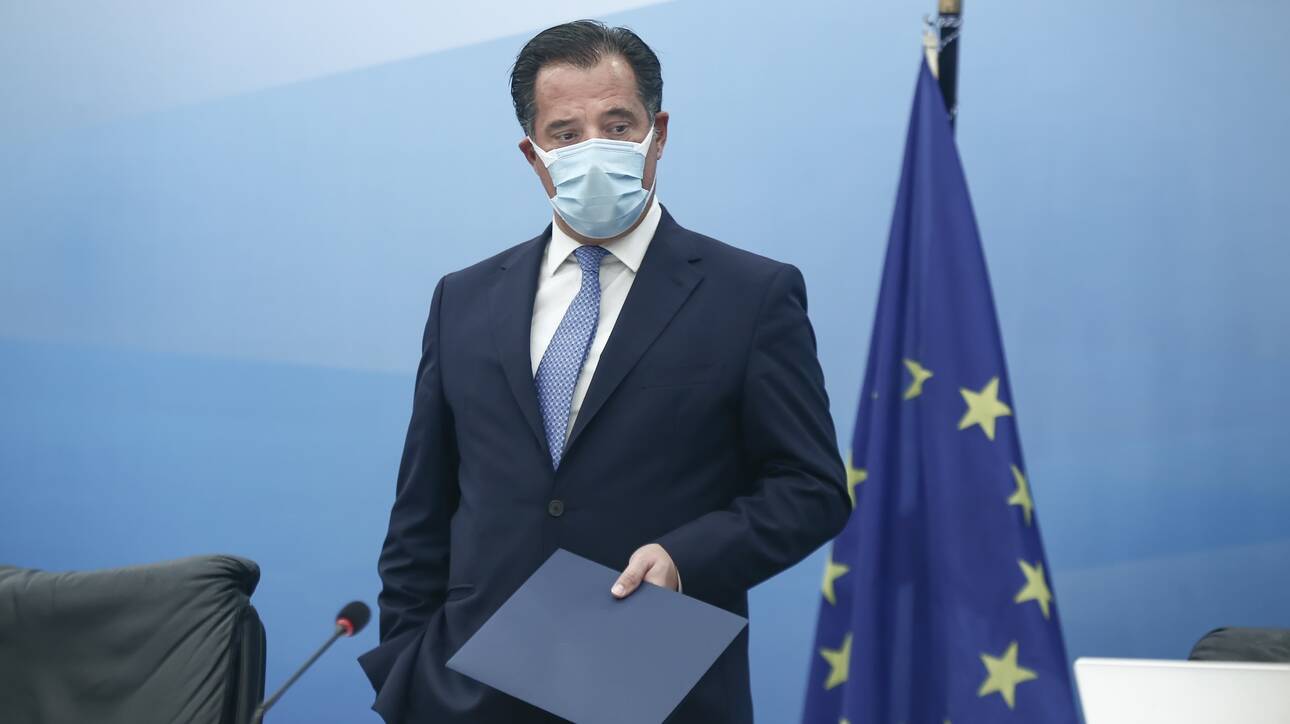 Γεωργιάδης: «Τίποτα ανοιχτό πριν τις 07/01»