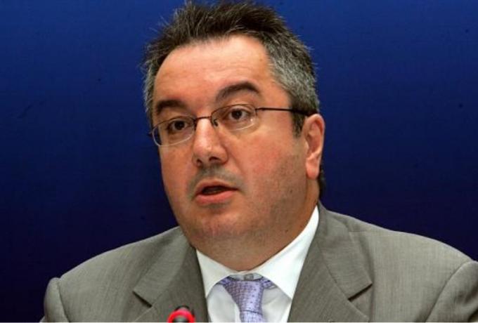 Μόσιαλος: «Το εμβόλιο της Pfizer είναι αποτελεσματικό και ασφαλές» (pic)