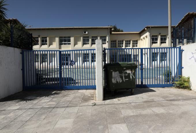Μετά τα Χριστούγεννα ανοίγουν σχολεία και πανεπιστήμια