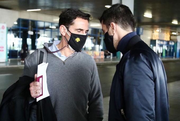 Ο Κονέ υποδέχτηκε τον Χιμένεθ (pic)