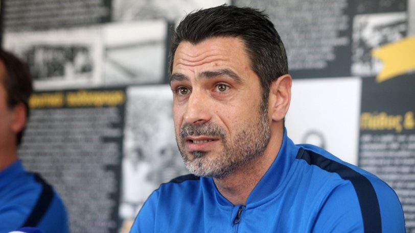 Ζήκος: «Η ΑΕΚ δεν πήρε ακόμη το πρωτάθλημα – Τελικός το ντέρμπι με τον Ολυμπιακό»