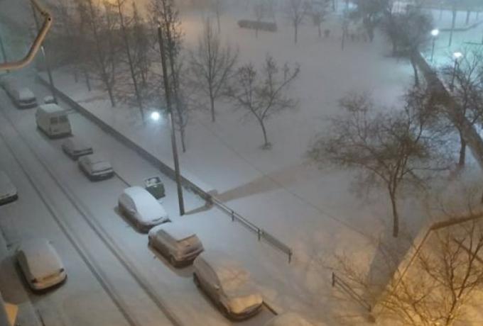 Ο Λέανδρος σφυροκοπά Δυτική Μακεδονία, Ήπειρο, ορεινή Θεσσαλία – Έκλεισαν σχολεία