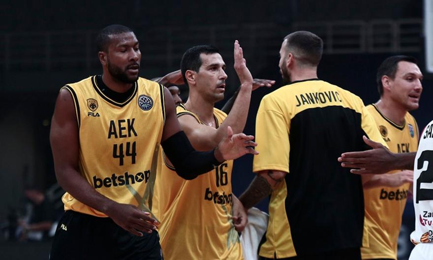 ΑΕΚ: Χωρίς Σλότερ, την τελευταία στιγμή Ζήσης και Κατσίβελης
