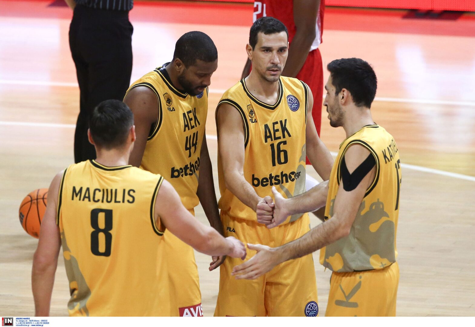 “Τρέχουν” για το αυριανό ντέρμπι με ΠΑΟ οι Ζήσης και Κατσίβελης