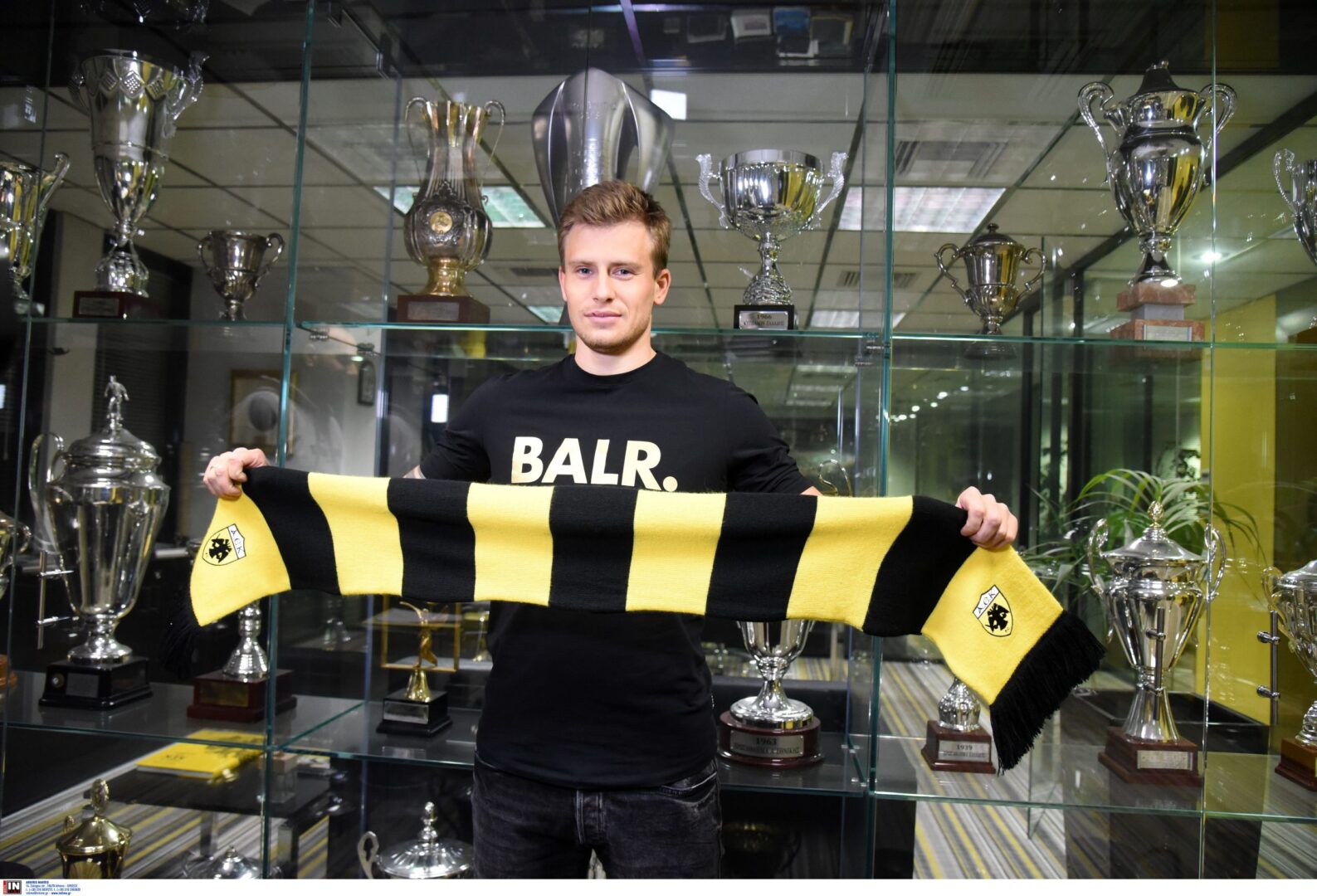 Νταντσένκο: «Χαρούμενος που γίνομαι μέλος της μεγάλης κιτρινόμαυρης οικογένειας» (pic)