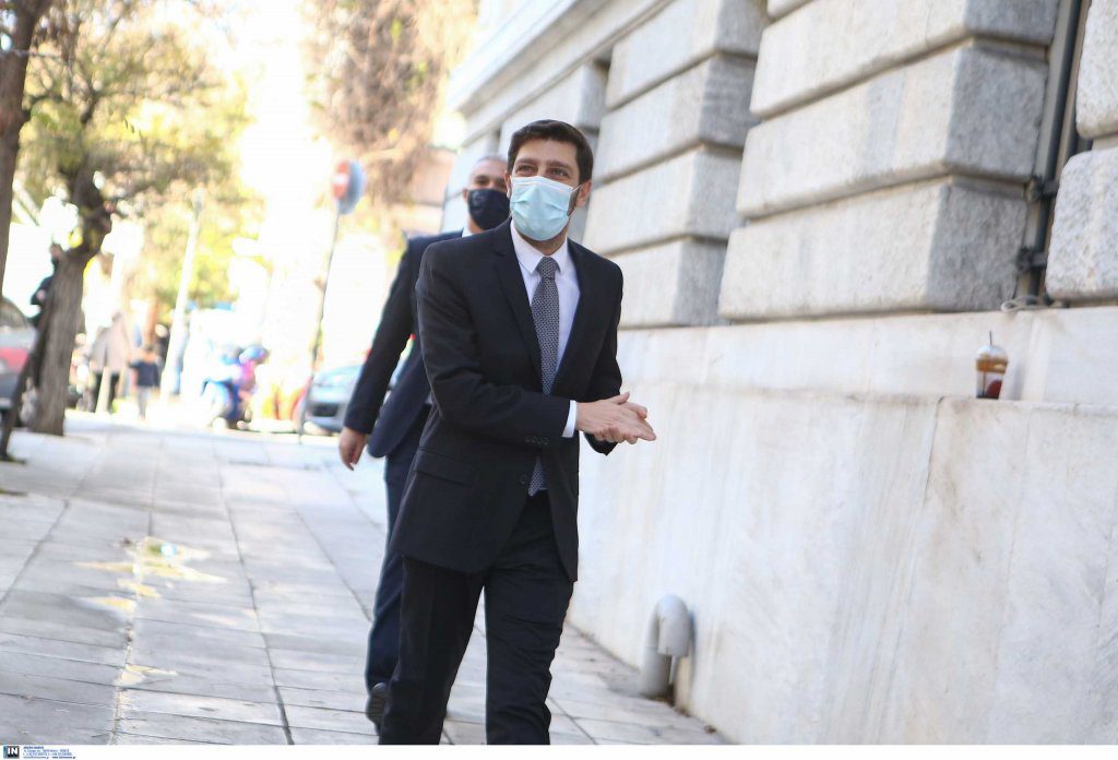 Γιατρομανωλάκης: Μεγάλη ευθύνη να δοθεί υπουργική θέση σε έναν ανοικτά δηλωμένο ομοφυλόφιλο