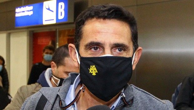 Χιμένεθ: «Εξαρτάται από την διοίκηση για τις μεταγραφές»