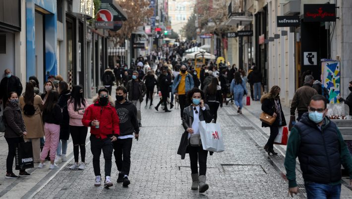Ανακοινώνεται την Παρασκευή: Το νέο μέτρο της κυβέρνησης μετά τις εικόνες ακραίου συνωστισμού