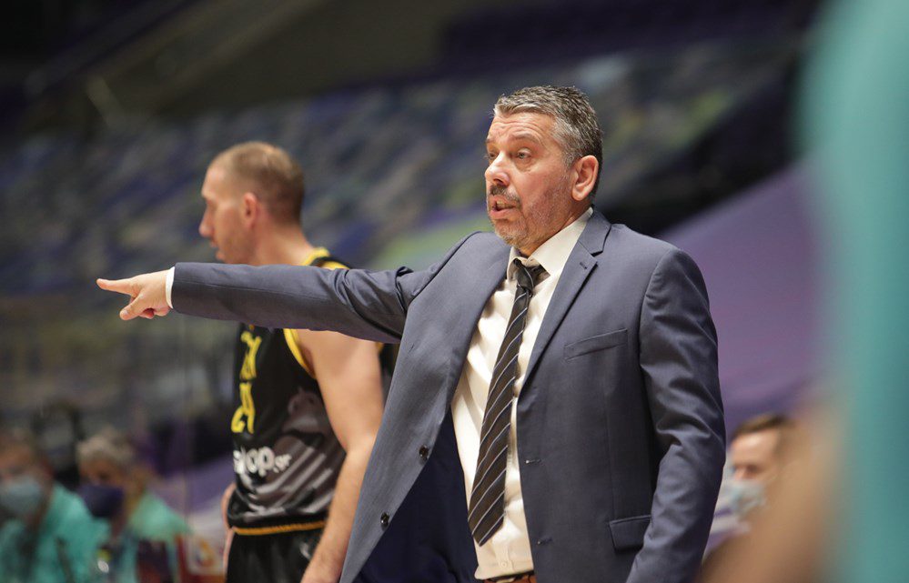 Παπαθεοδώρου: ” Η Χολόν είχε καλύτερους αριθμούς από εμάς”