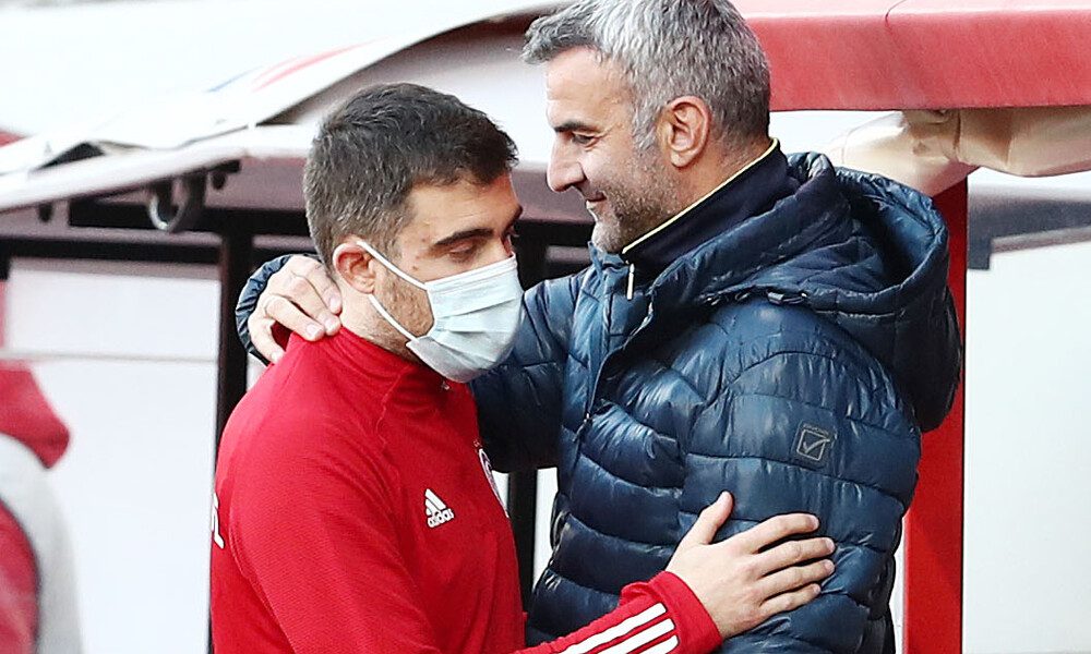 Ολυμπιακός-Παναιτωλικός: Συνάντηση «γιγάντων» – Η αγκαλιά του δάσκαλου στον μαθητή