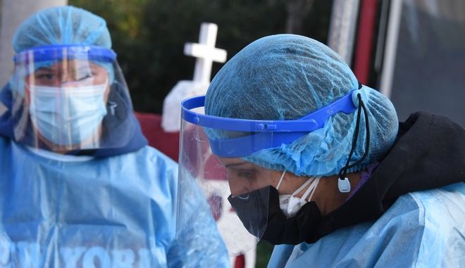 Κορονοϊός: 884 νέα κρούσματα στην Ελλάδα, τα 437 στην Αττική – 25 νεκροί