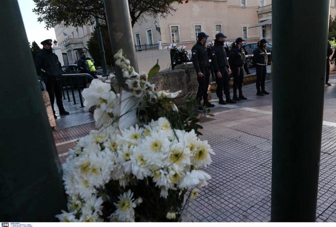 Τέλος η αριστερή στροφή στην Βουλή – Θα μπει φανάρι