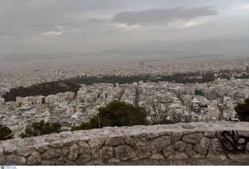 Meteo: Αυξημένες οι συγκεντρώσεις αφρικανικής σκόνης από σήμερα έως τη Δευτέρα (VIDEO)