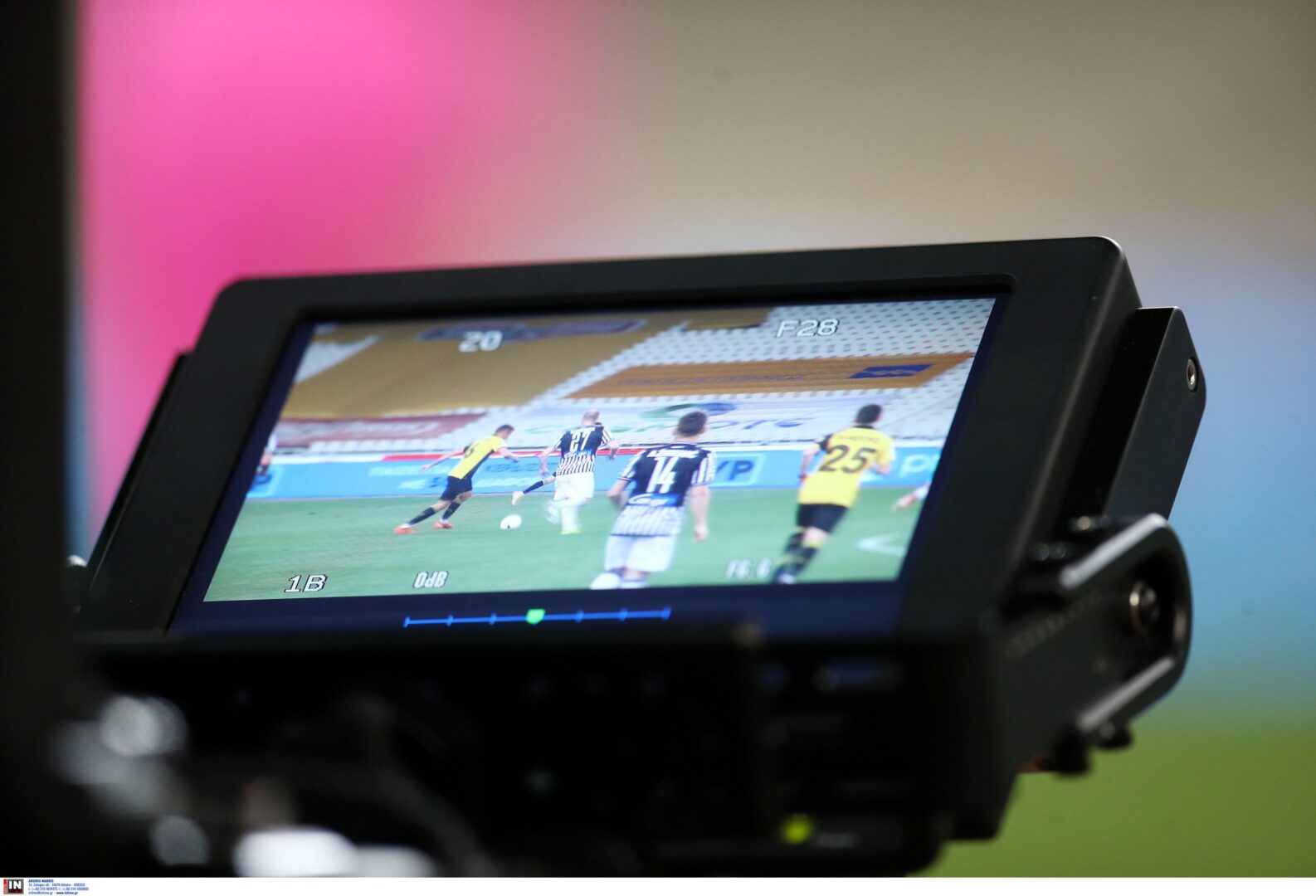 Super League: Ή κεντρική διαχείριση σε συνδρομητικό ή SL TV