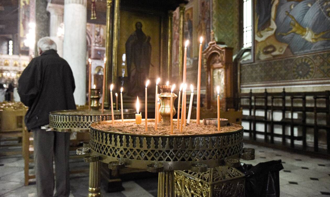 Πάσχα με ανοιχτές εκκλησίες και τήρηση των υγειονομικών πρωτοκόλλων