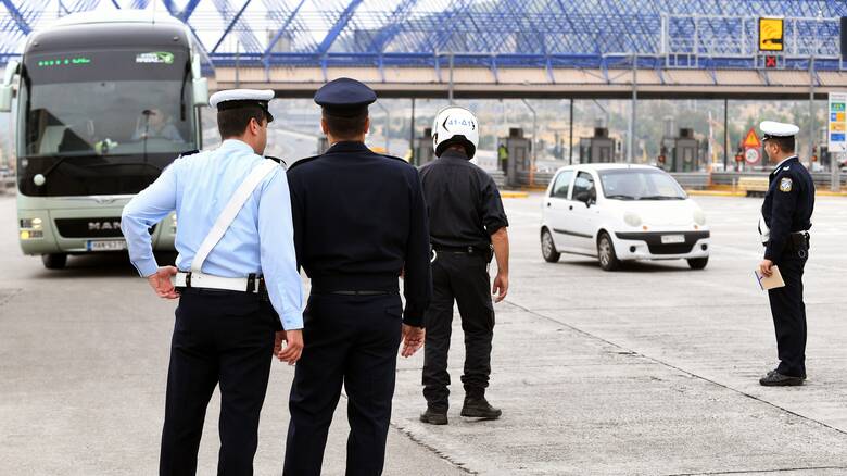 Πάσχα: Τα νέα μέτρα για τις μετακινήσεις, ποιες επιτρέπονται, οι βεβαιώσεις που απαιτούνται