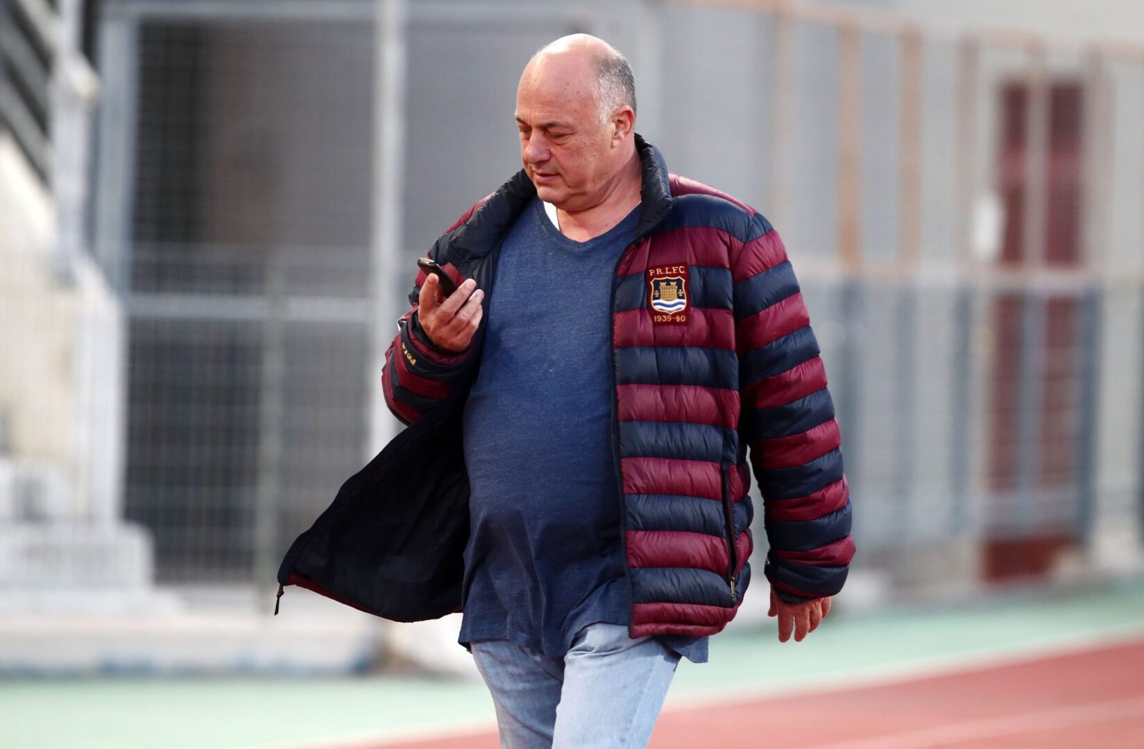 Άγριος καυγάς με Αχιλλέα Μπέο – Ξέφυγε η κατάσταση – Δάκρυα για τους παίκτες της ΑΕΛ (vid)