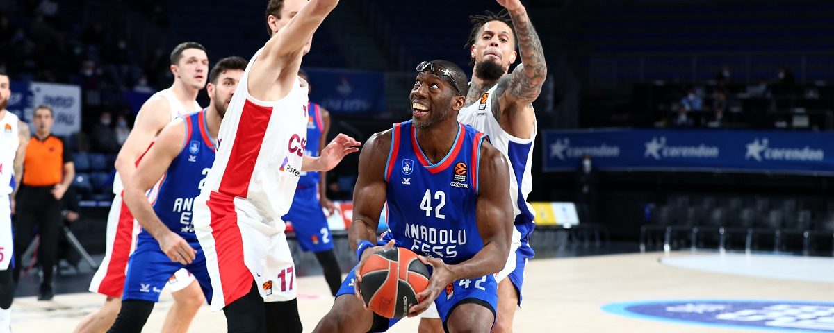 Euroleague: Λαχτάρισε αλλά προκρίθηκε στον τελικό η Εφές