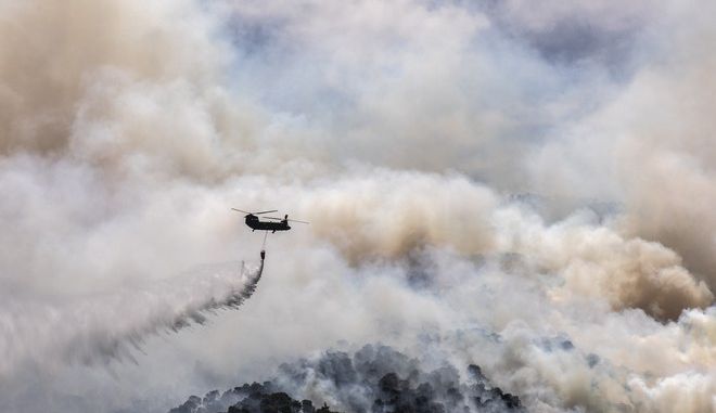 Φωτιά στην Κορινθία: Πώς να προστατευθείτε από το νέφος – Τι να προσέξετε