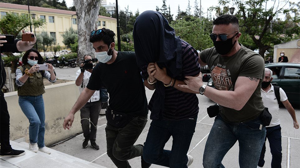 Νέα Σμύρνη: Αφέθηκε ελεύθερος ο 22χρονος σάτυρος – Δικάζεται στις 14 Μαΐου