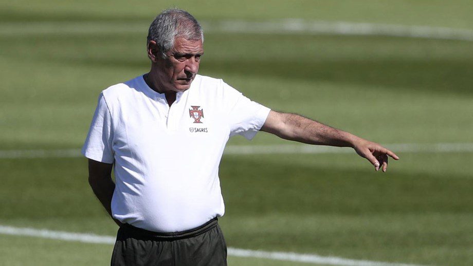 Φοβερός Σάντος για το Euro: «Παίρνω ρούχα και τσιγάρα για έναν μήνα, πάμε να το πάρουμε»