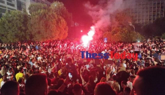 ΑΠΘ: Πάνω απο 3.000 άτομα σε κορονοπάρτι