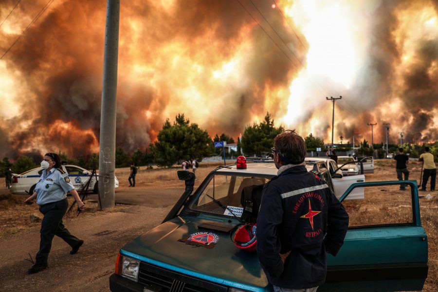 Η ΠΑΕ ΑΕΚ παρέδωσε την πρώτη παρτίδα ανθρωπιστικής βοήθειας στους πυρόπληκτους