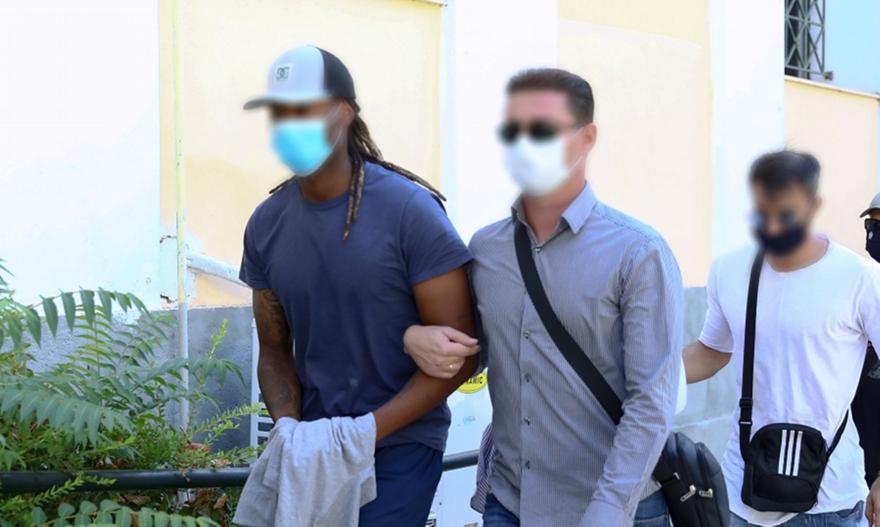 Συγκλονιστική καταγγελία της 17χρονης για Σεμέδο: «Με βίασαν στο δωμάτιο με το κουκλόσπιτο»